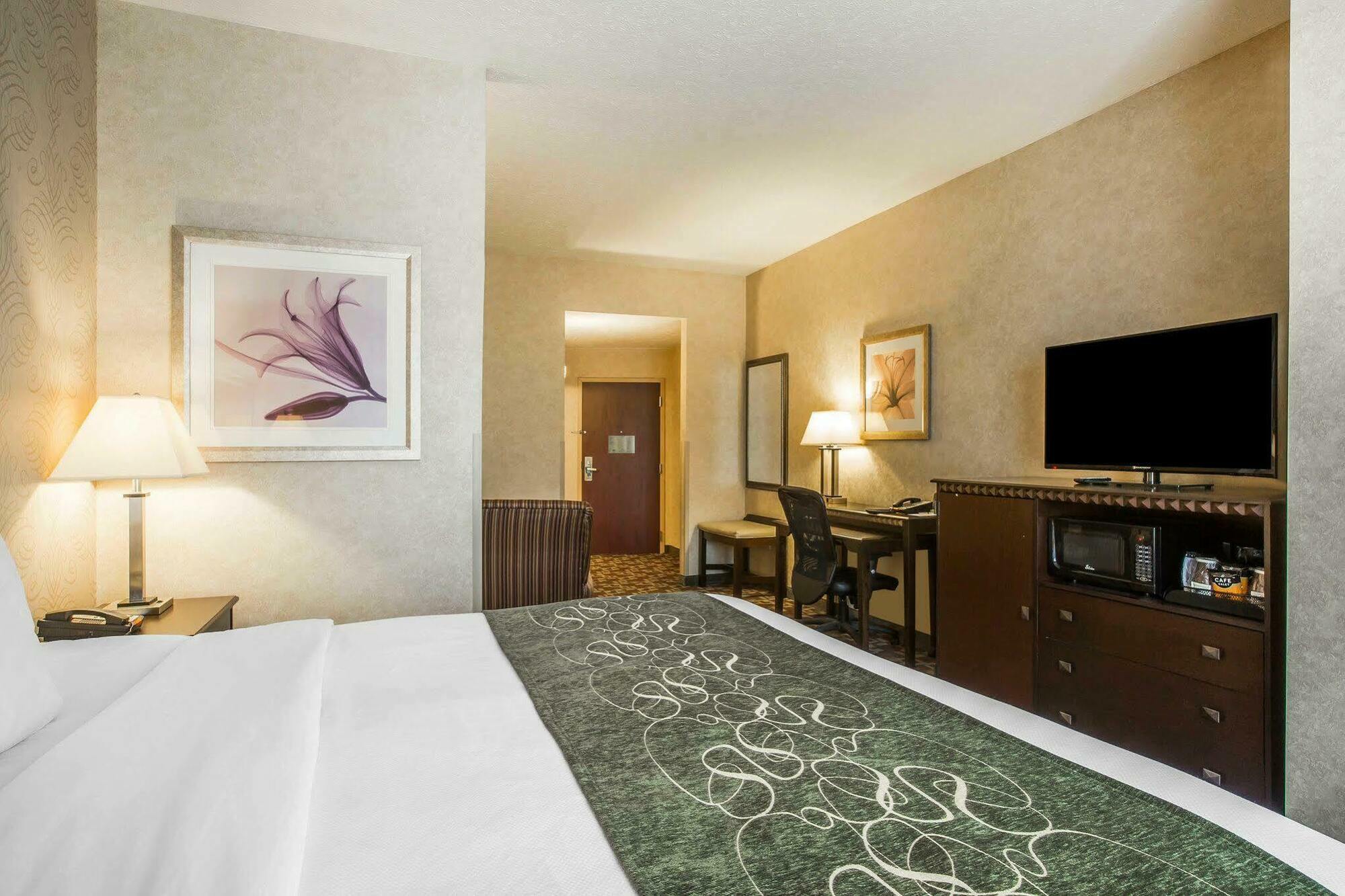 Comfort Suites Nashville Exterior foto
